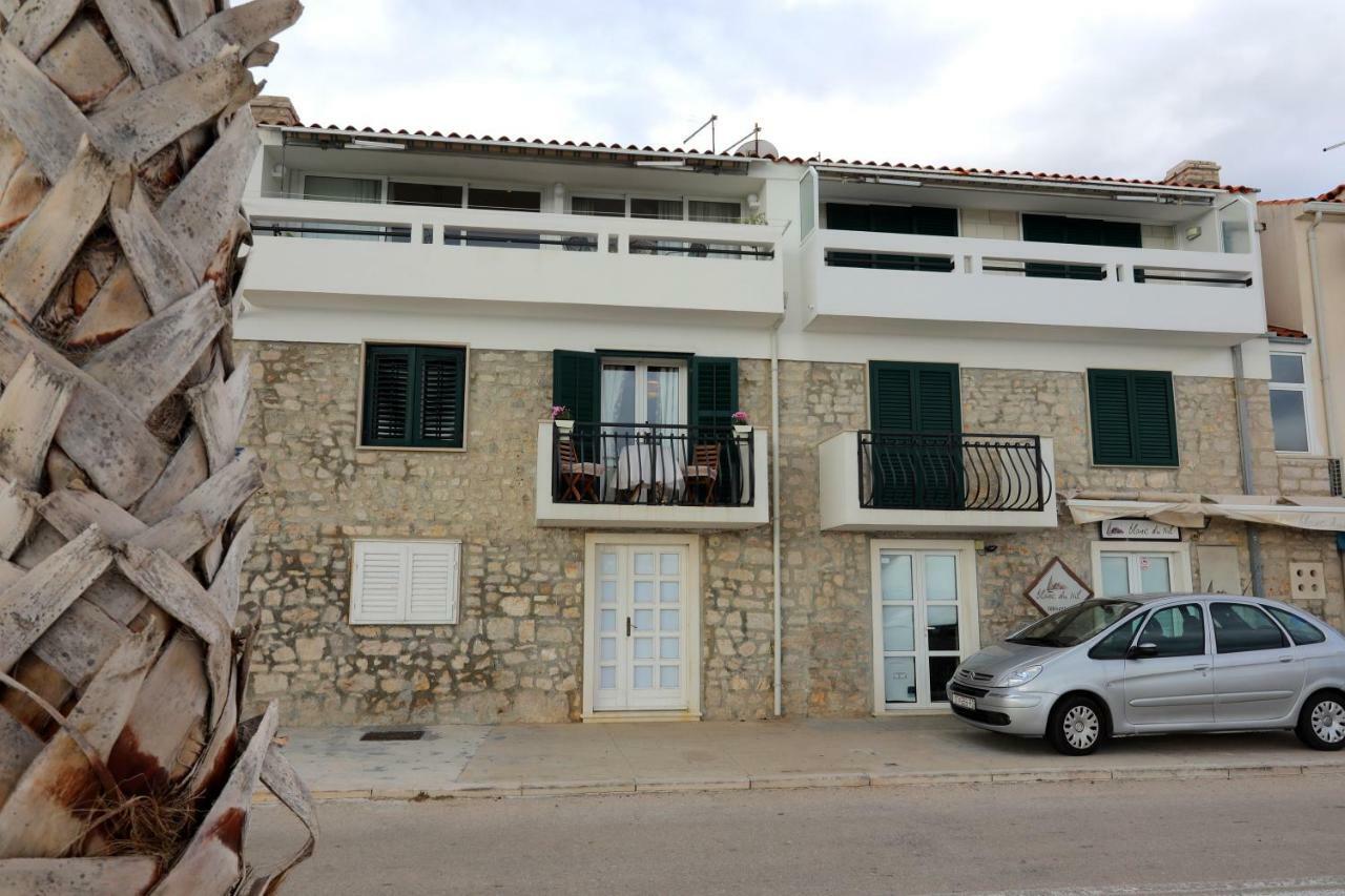 Amazing Waterfront Apartments Bol Exterior photo